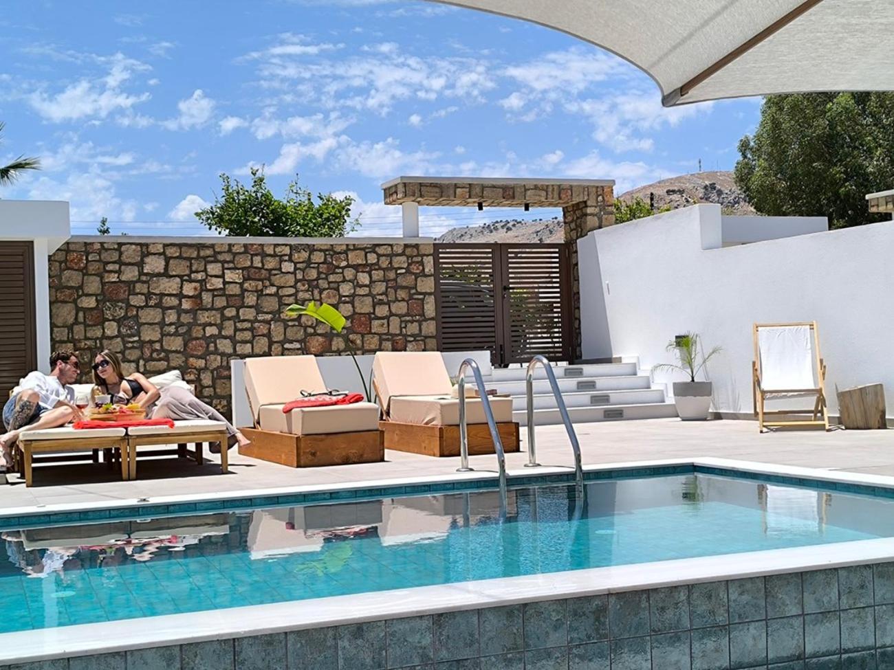 Valantina'S & Mannouel Lardos Luxury Villas Экстерьер фото