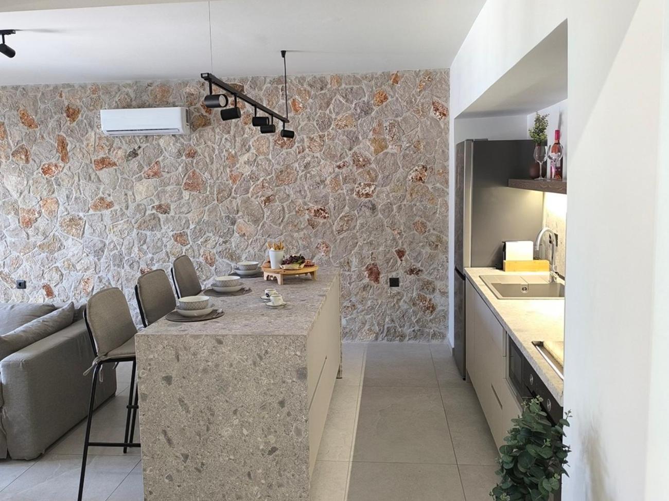 Valantina'S & Mannouel Lardos Luxury Villas Экстерьер фото