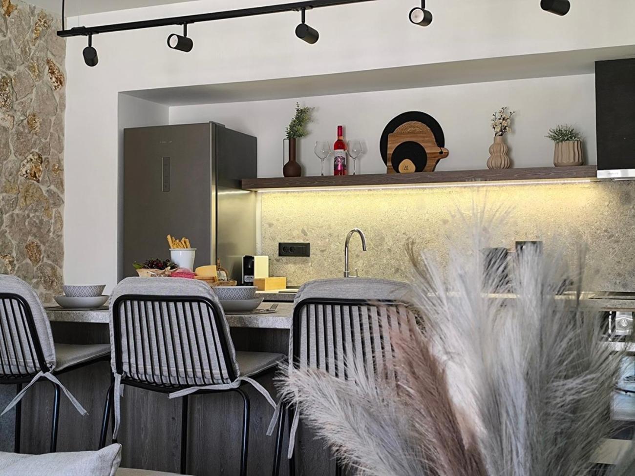 Valantina'S & Mannouel Lardos Luxury Villas Экстерьер фото