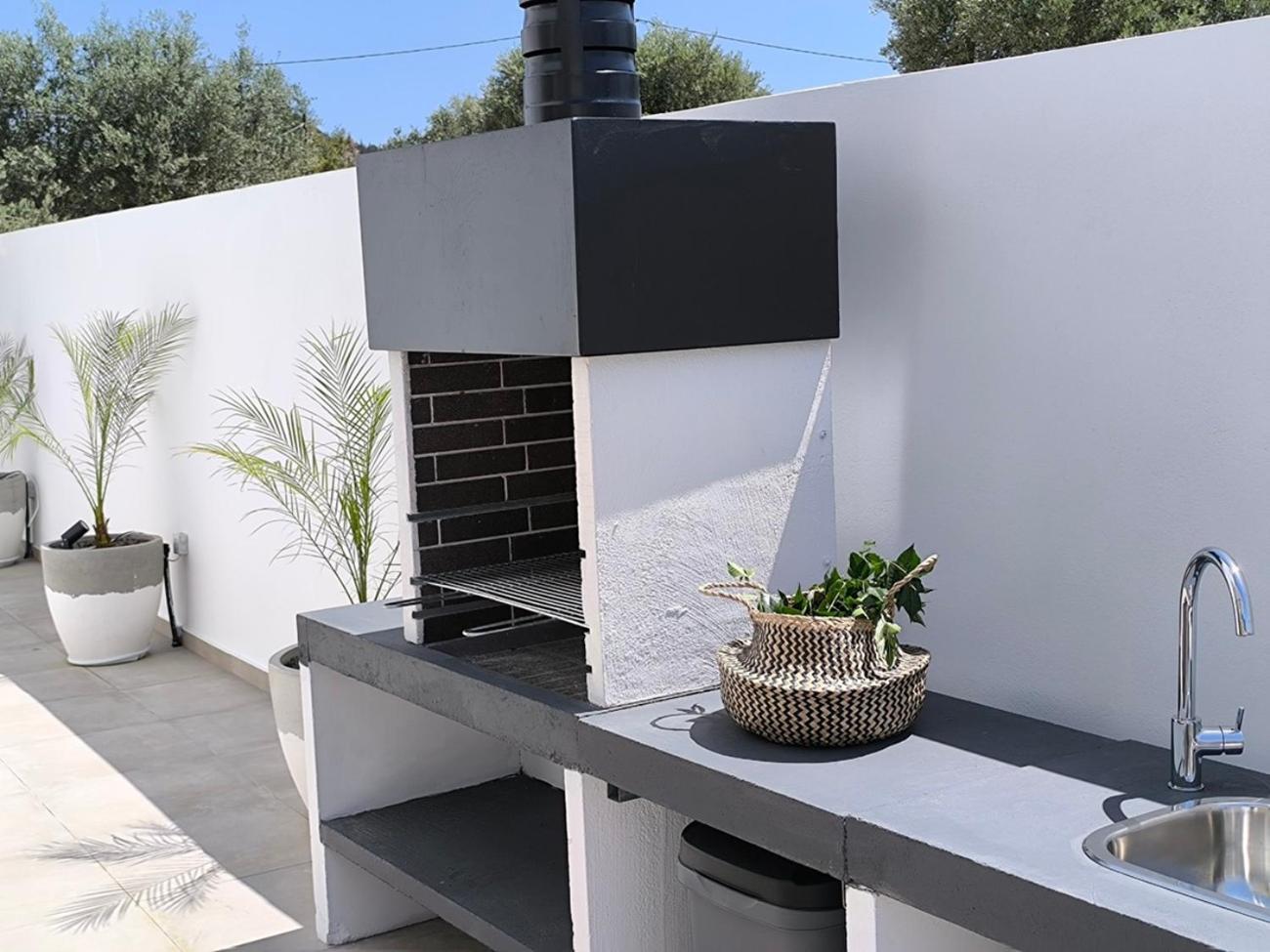 Valantina'S & Mannouel Lardos Luxury Villas Экстерьер фото