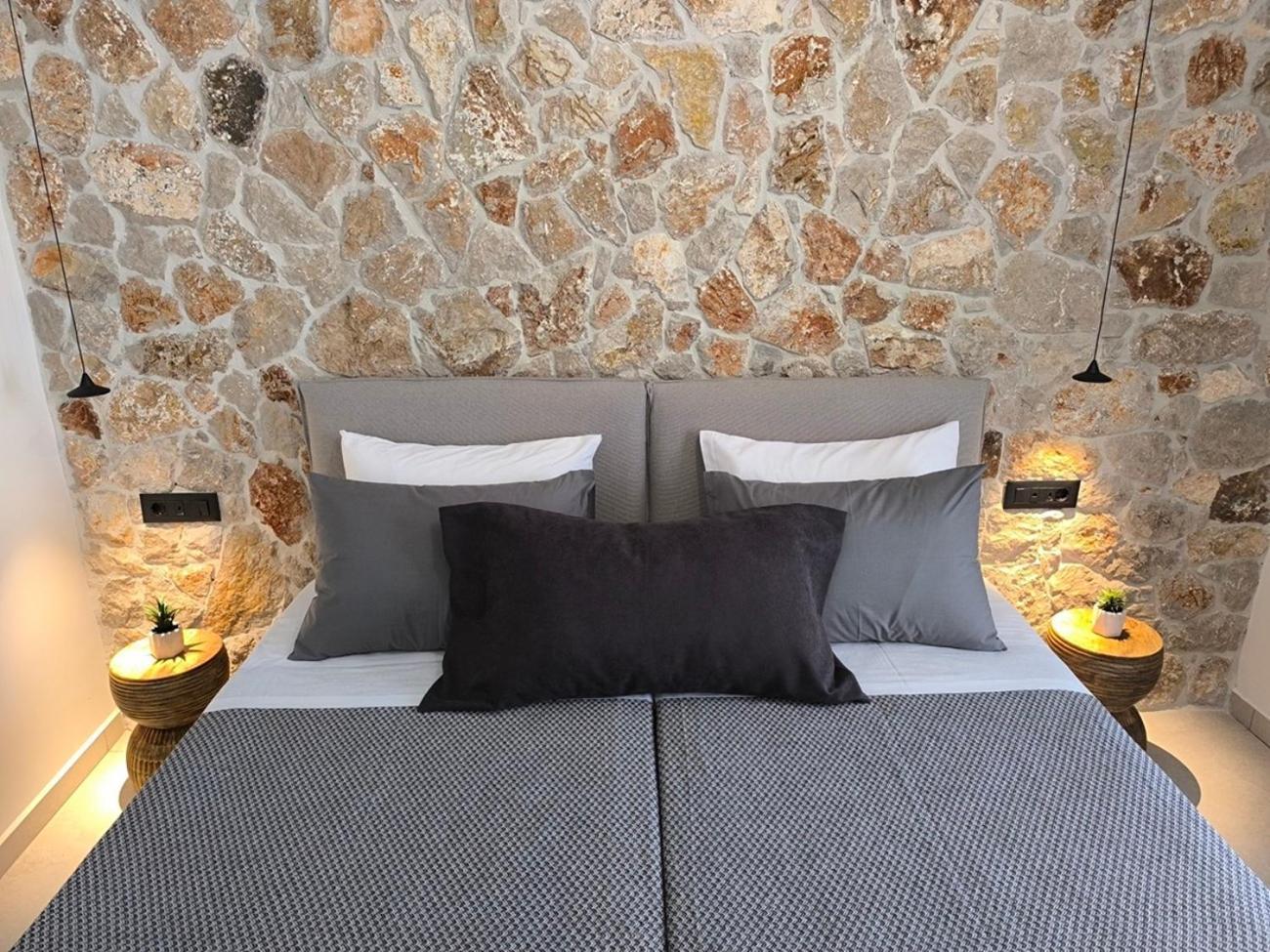 Valantina'S & Mannouel Lardos Luxury Villas Экстерьер фото